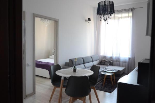 Multi Apartment Lakowa 18/13 Białystok Buitenkant foto
